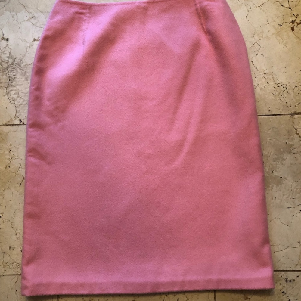 Escada pink cashmere skirt 38